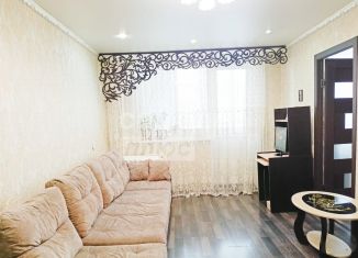 Продаю 3-комнатную квартиру, 58 м2, Салават, улица Калинина, 18