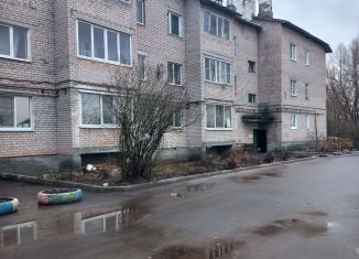 Продаю 3-комнатную квартиру, 68.4 м2, Новгородская область, Поперечная улица, 174