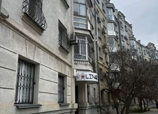 Продажа 5-комнатной квартиры, 126 м2, Крым, улица Козлова, 1