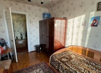 Продается 3-ком. квартира, 60 м2, Армавир, Азовская улица, 12