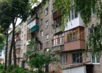 Продается трехкомнатная квартира, 51.4 м2, Кстово, улица Жуковского