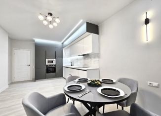 Сдается 2-комнатная квартира, 85 м2, Казань, улица Адоратского, 1Б, ЖК Акварель