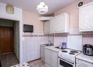 Сдается в аренду 3-комнатная квартира, 70 м2, Новосибирск, улица Доватора, 17, Дзержинский район