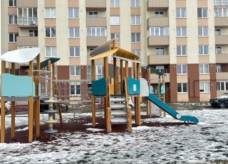 Продам 1-ком. квартиру, 36.4 м2, Калининград, улица Генерала Толстикова, 8, ЖК Лето