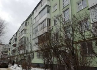 Сдам в аренду 2-комнатную квартиру, 50 м2, Калужская область, улица Суворова, 9