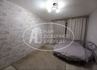 Продажа 1-комнатной квартиры, 32 м2, Глазов, улица Пряженникова, 1