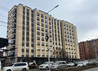 Продам 1-ком. квартиру, 40 м2, Владикавказ, улица Зураба Магкаева, 4В