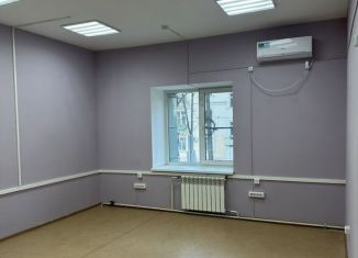 Сдача в аренду офиса, 32.4 м2, Биробиджан, улица Ленина, 31