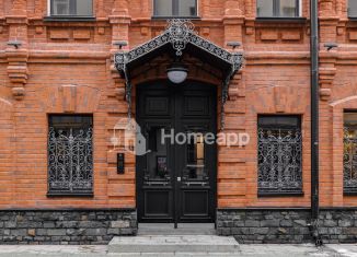 Продается трехкомнатная квартира, 122.8 м2, Москва, Уланский переулок, 13с1