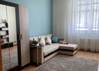 2-комнатная квартира в аренду, 67 м2, Москва, улица Циолковского, 7, станция Тушинская