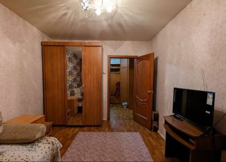 Двухкомнатная квартира в аренду, 56 м2, Псковская область, улица Кузбасской Дивизии