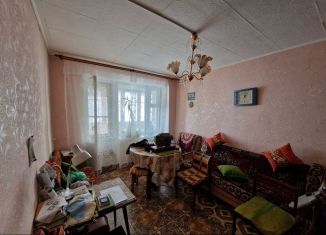 2-комнатная квартира на продажу, 48.9 м2, Калачинск, улица Фрунзе, 93Б