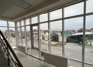 Сдача в аренду дома, 1024 м2, Грозный, улица Дадин Айбики, 43, Шейх-Мансуровский район