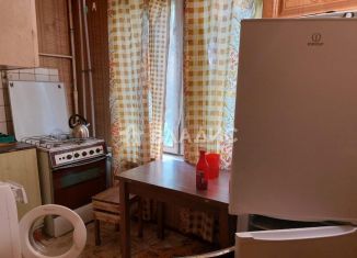 Продается 2-ком. квартира, 41.1 м2, городской округ Чехов, улица Победы, 3