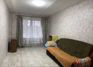 Продам 2-комнатную квартиру, 49.4 м2, Гусев, проспект Ленина, 44