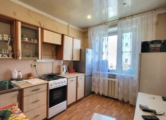 Сдается в аренду 2-ком. квартира, 50 м2, Москва, улица Дубки, 4, улица Дубки