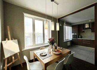 Продается 2-ком. квартира, 52.6 м2, Мурино, улица Шувалова, ЖК Гринландия