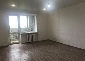 Продаю трехкомнатную квартиру, 99 м2, Кореновск, Тимашевская улица, 1Г