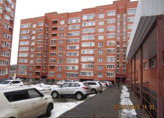 Сдается в аренду 2-комнатная квартира, 70 м2, Новомосковск, улица Кукунина, 9