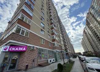 Продается трехкомнатная квартира, 97 м2, Краснодар, улица Цезаря Куникова, 24к3