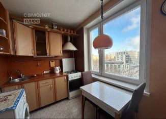 Продается 3-комнатная квартира, 58.7 м2, Москва, улица Удальцова, 4, метро Проспект Вернадского