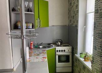 Продам 3-ком. квартиру, 52.8 м2, Минусинск, Октябрьская улица, 48