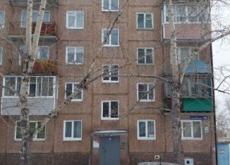 Продается однокомнатная квартира, 30.8 м2, Братск, Комсомольская улица, 40А
