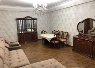 Продается 2-ком. квартира, 87 м2, Махачкала, улица Ирчи Казака, 53Гк3, ЖК Платинум