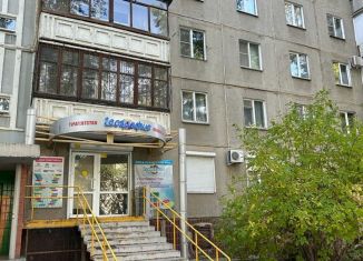 Офис на продажу, 74 м2, Челябинск, улица Братьев Кашириных, 89