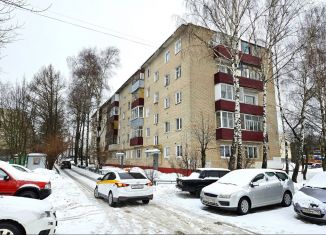 Продаю 2-комнатную квартиру, 45.3 м2, Чехов, улица Полиграфистов, 13