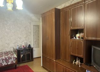 Продажа 2-ком. квартиры, 50 м2, Людиново, улица 3-го Интернационала, 29