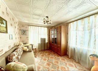Продается 2-комнатная квартира, 44.8 м2, село Макарово, Центральная улица, 3