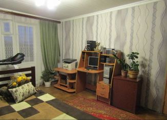 Продам 4-комнатную квартиру, 86 м2, Обоянь, Посадская улица, 17Д