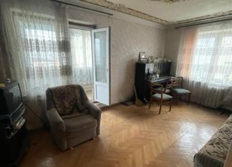 Продается 2-комнатная квартира, 56.8 м2, Владикавказ, улица Астана Кесаева, 13, 7-й микрорайон