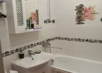 Продаю 2-ком. квартиру, 45.1 м2, Тосно, улица Боярова