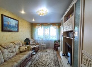 Продается 3-ком. квартира, 67 м2, Заводоуковск, Донбасская улица, 4