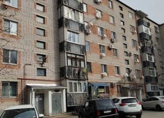 2-комнатная квартира на продажу, 68 м2, Карачаево-Черкесия, улица Лаара, 49