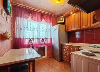 Продается однокомнатная квартира, 32 м2, Магаданская область, улица Гагарина, 28