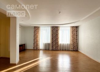 Четырехкомнатная квартира на продажу, 142.4 м2, Кировская область, Орловская улица, 28