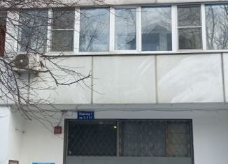 3-комнатная квартира на продажу, 70 м2, Москва, улица Островитянова, 25, метро Коньково