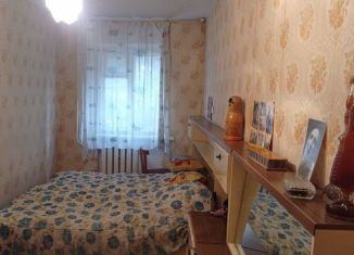 Продается 3-комнатная квартира, 56 м2, Каменск-Шахтинский, переулок Володарского, 58