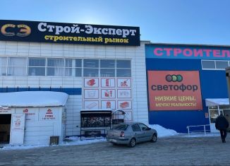 Сдам в аренду торговую площадь, 240 м2, Копейск, улица Лихачёва, 26