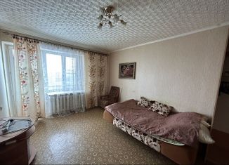 Сдается в аренду однокомнатная квартира, 31 м2, Высоковск, улица Ленина, 28