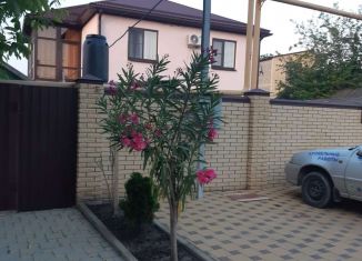 Сдается в аренду дом, 90 м2, село Витязево, улица Лизы Чайкиной, 9А