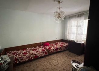 Продам 4-ком. квартиру, 80 м2, Нальчик, улица Кирова, 2Г, район Горная