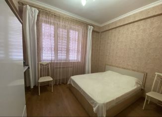 Сдается в аренду 2-комнатная квартира, 50 м2, Дагестан, улица Магомедтагирова, 41А