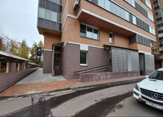 Продаю трехкомнатную квартиру, 136 м2, Москва, Можайское шоссе, 6к1, метро Кунцевская