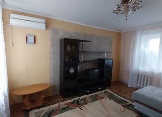 Сдача в аренду 3-комнатной квартиры, 65 м2, Крым, 2-й микрорайон, 47