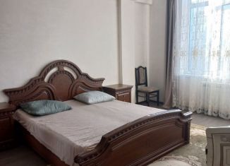 Сдам 2-комнатную квартиру, 80 м2, Дагестан, улица Сальмана