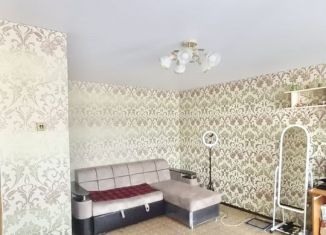 Продается 1-комнатная квартира, 35.3 м2, Карпинск, улица Мира, 74